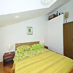 アパート Halilovi - Two Bedroom 3 トロギール