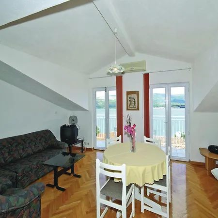 شقة Halilovi - Two Bedroom 3 تروغير